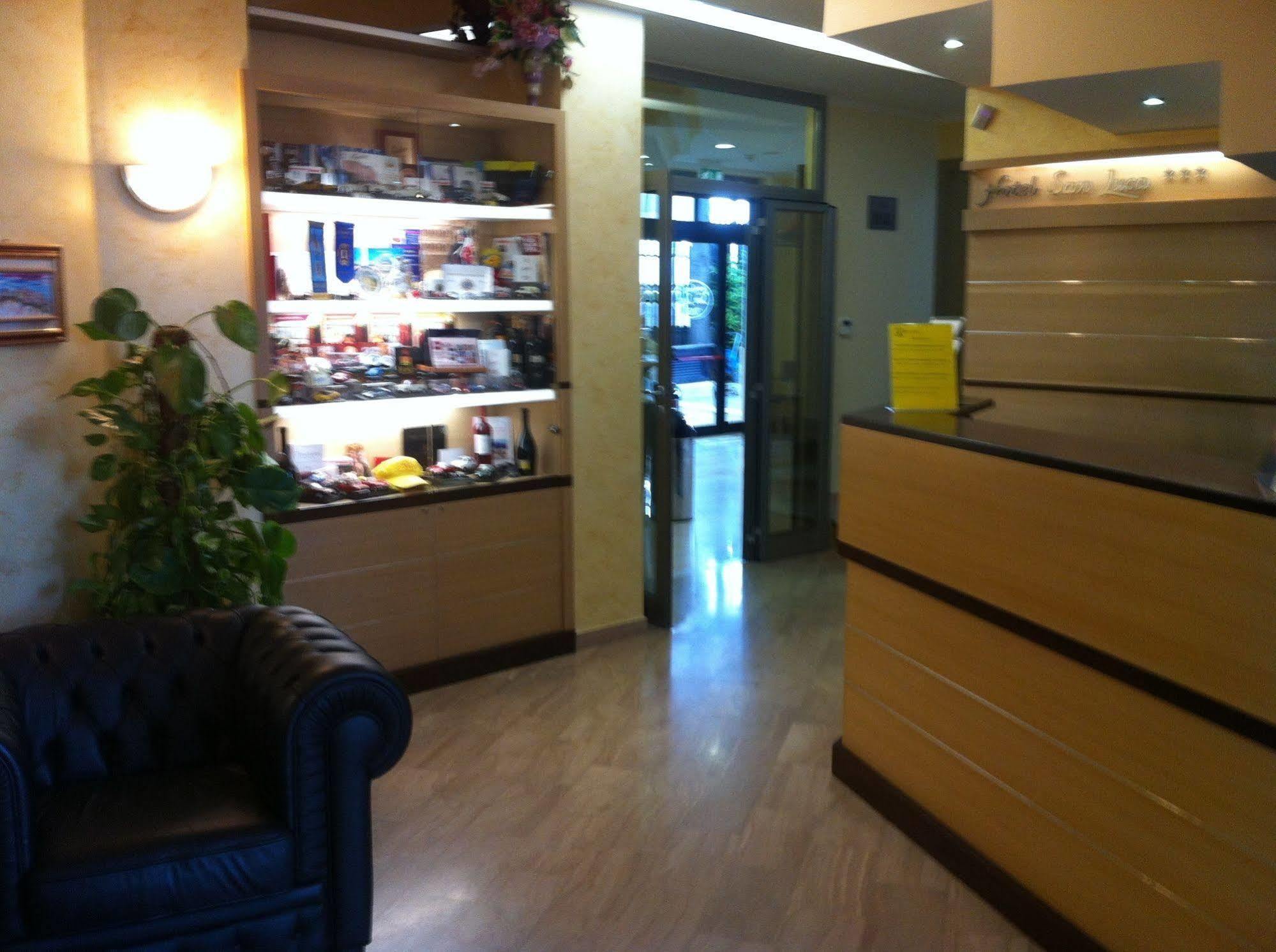 Hotel San Luca Rossano Bagian luar foto