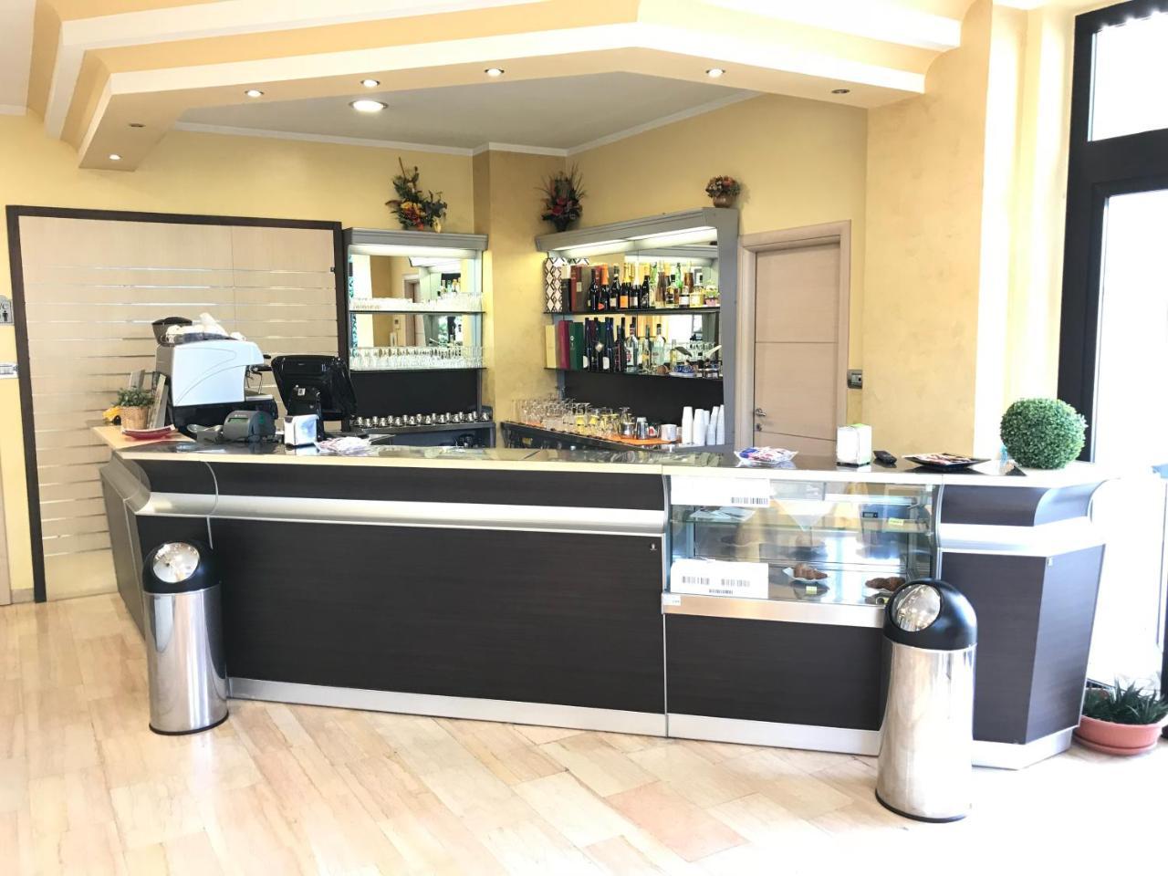 Hotel San Luca Rossano Bagian luar foto