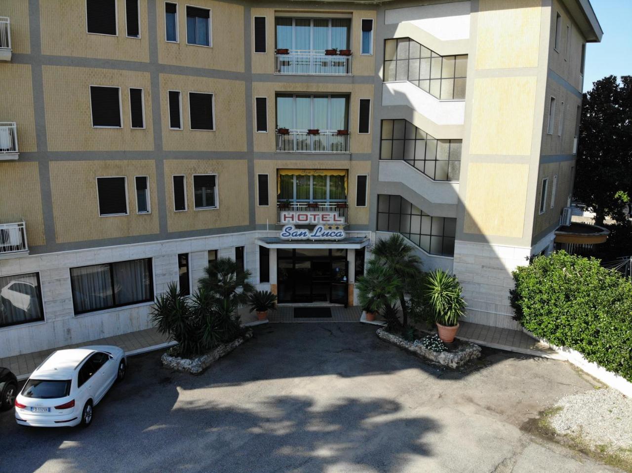 Hotel San Luca Rossano Bagian luar foto